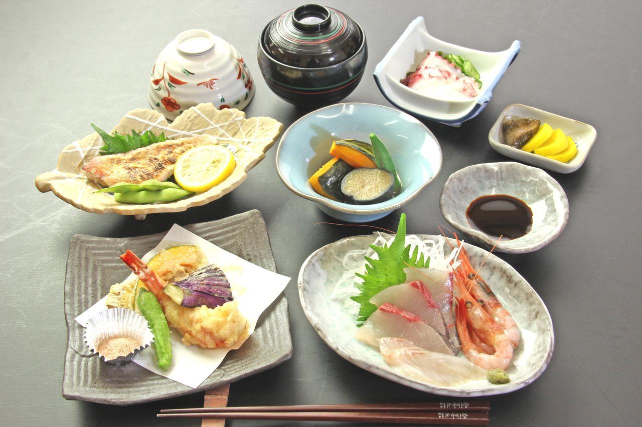 Tokiokasou Hotell Takahama  Exteriör bild